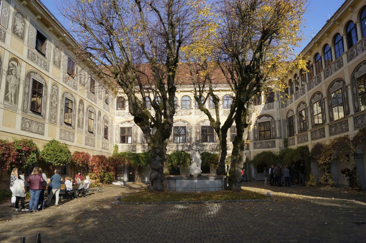 Schloss Puchberg Wels Exterior foto